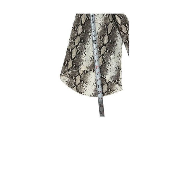 K&C Womens Grey Snakeskin Print V-Neck  Blouse with 3/4 Sleeves Size XL - Picture 3 of 12